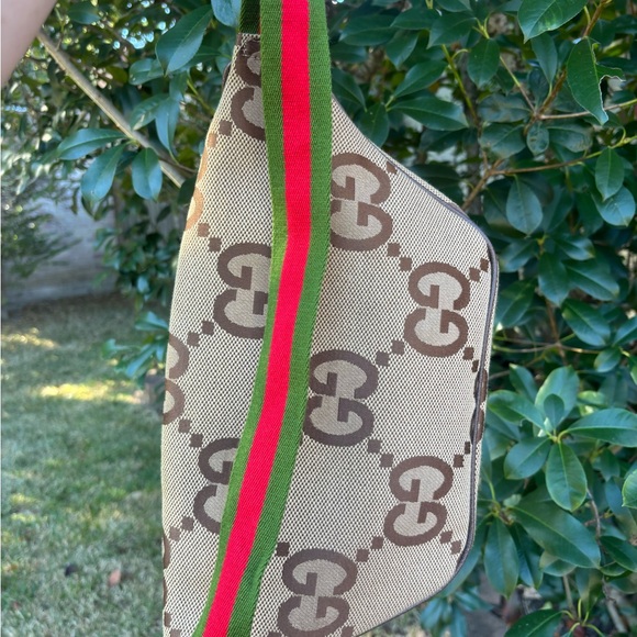 Gucci GG Jumbo Monogram Waist Belt Bag or Bumbag - Picture 11 of 16